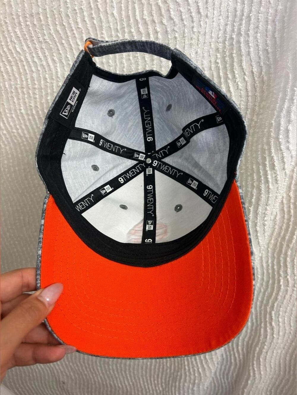 New Era SF Giants Hat Women’s Grey White Black MLB Baseball Cap - Picture 6 of 9